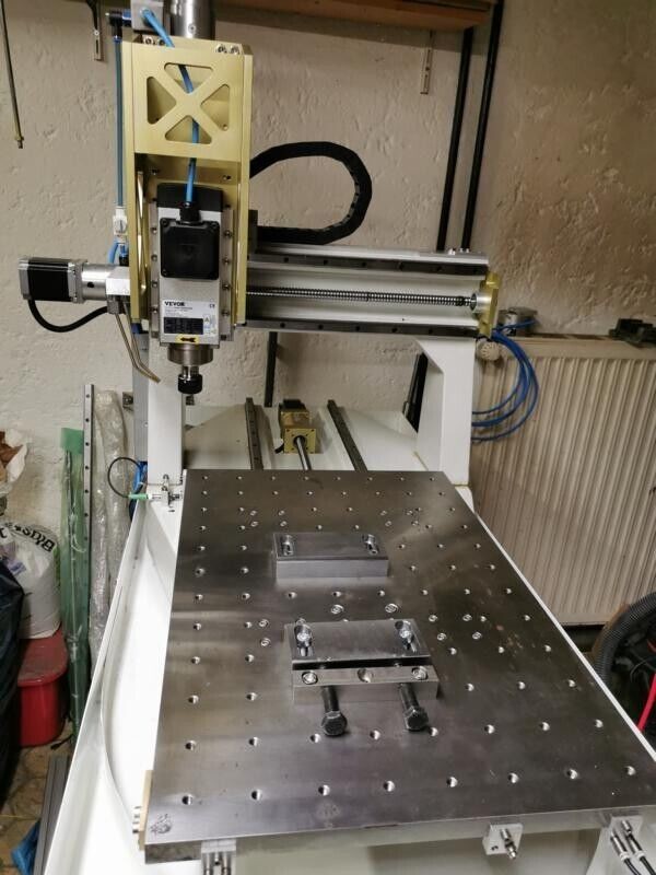 CNC Milling Machine